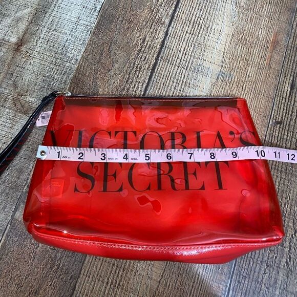 Victoria's Secret
Red See-thru Cosmetic Bag - Picture 8 of 10
